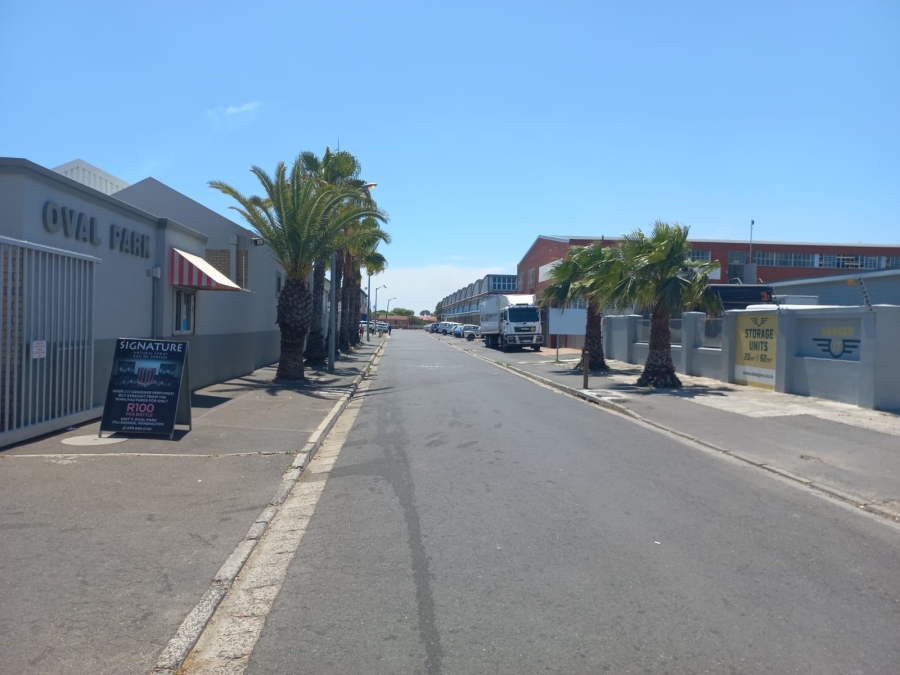 To Let commercial Property for Rent in Maitland Western Cape